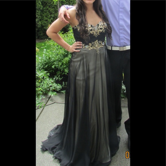 Bicici & Coty - Grad Dress - Picture 3 of 8